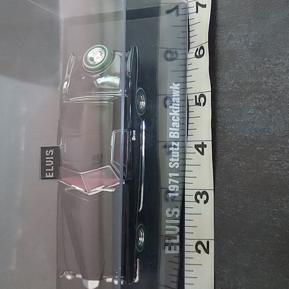 Elvis commemorative Blackhawk - Picture 10 of 10